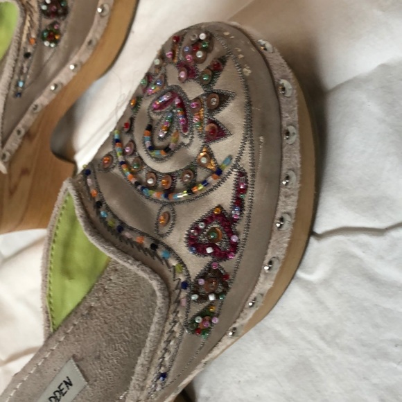 Vintage Steve Madden clogs with embroidery - Picture 2 of 2